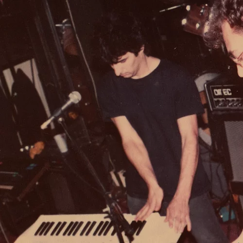 Τα ντοκιμαντέρ όπου πρωταγωνιστούν οι μπάντες του 2ου Αγοραφοβικού Φεστιβάλ