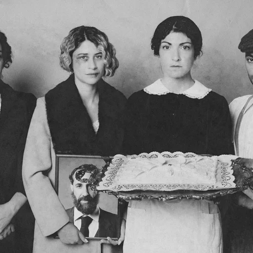 Η "Κακούργα πεθερά" αφηγείται μια σκληρή ιστορία ενδοοικογενειακής βίας στο Θέατρο Πόρτα