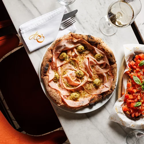 Λένε πως αυτό είναι το πιο σέξι ιταλικό εστιατόριο του ιστορικού κέντρου