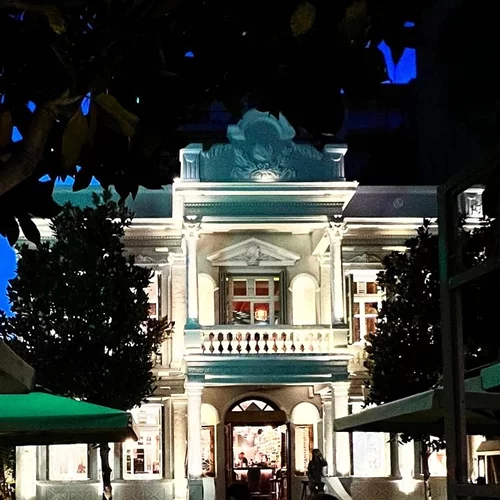 Το "Casablanca Social Club" σβήνει 4 κεράκια με ένα non-stop πάρτι