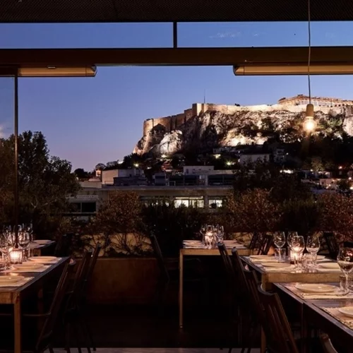 Βραβευμένα πιάτα μαζί με premium και ultra-premium κρασιά στο "The Zillers"