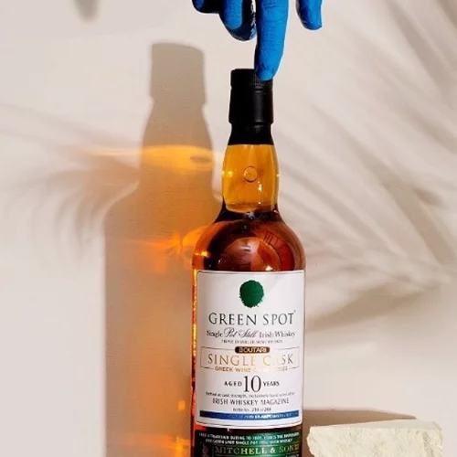 Τα πρώτα ουίσκι με άρωμα Ελλάδας