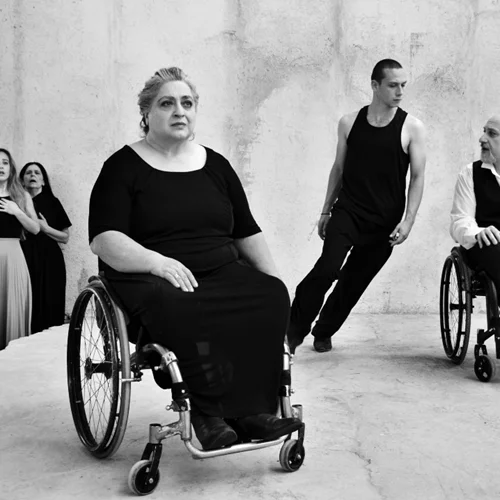 Καθολικά προσβάσιμες "Τρωάδες" του Σαρτρ από την ομάδα ΘΕΑΜΑ