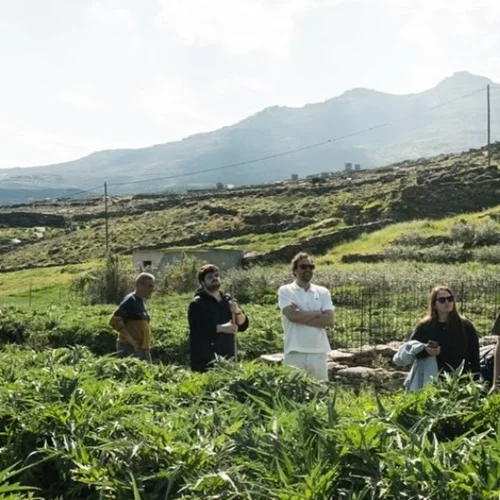 Πώς και γιατί βρέθηκε στην Τήνο ένας από τους κορυφαίους σεφ του πλανήτη