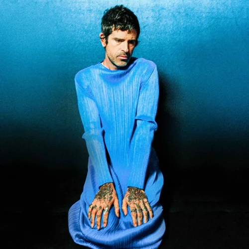 Στο freak folk καλειδοσκόπιο του Devendra Banhart