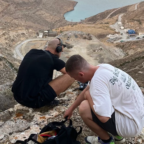 Communities between islands: Η Σύρος στην καρδιά ενός "αρχιπελάγους" καλλιτεχνικής σύμπραξης και δημιουργίας