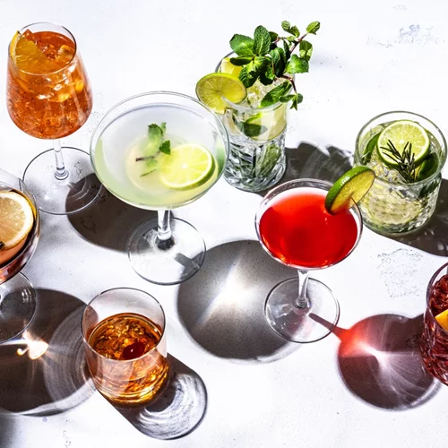 Γιατί να κάνεις Dry January και τι θα βρεις δίχως αλκοόλ στις αθηναϊκές μπάρες