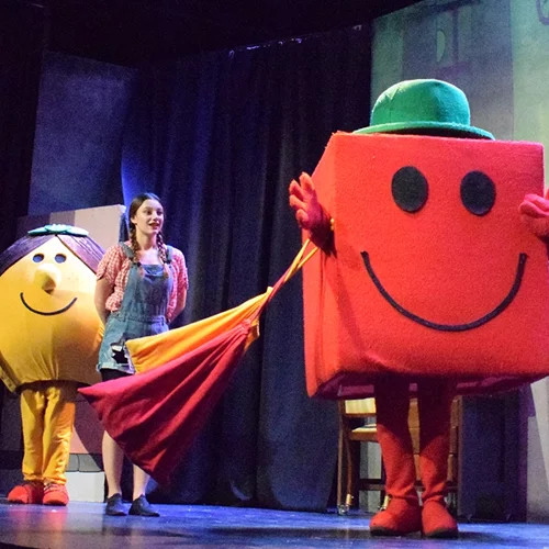 Τελευταίες παραστάσεις στην Αθήνα για το "Μικροί Κύριοι - Μικρές Κυρίες - Η δύναμη της φιλίας"