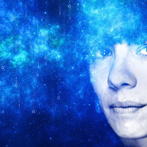 Η περφόρμερ Violet Louise εξομολογείται για την σπονδυλωτή αφήγηση "Το Ημερολόγιο ενός σκύλου"