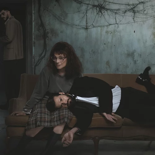 Αυτές οι έξι παραστάσεις κάνουν πρεμιέρα σήμερα