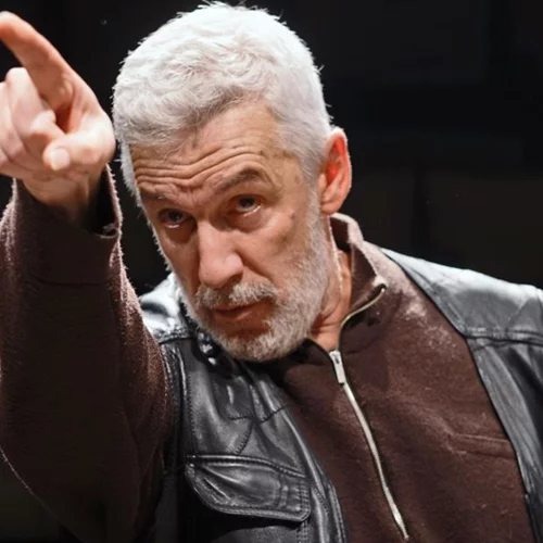 Ο Άρης Λεμπεσόπουλος σε δύο εμβληματικούς ρόλους