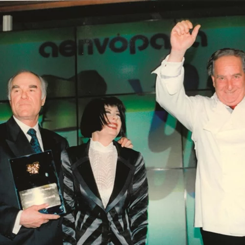 Άννη Ηλιοπούλου, πώς άντεξαν για 30 χρόνια οι Χρυσοί Σκούφοι;