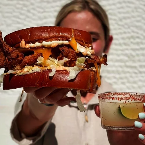 Ένα από τα πιο cool street food της Θεσσαλονίκης ήρθε και στην Αθήνα