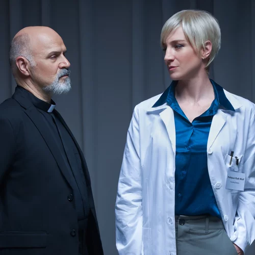 Πρώτες φωτογραφίες από το καθηλωτικό "The Doctor"