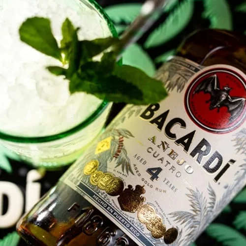Η ιστορία πίσω από τη νυχτερίδα στο λογότυπο του Bacardi
