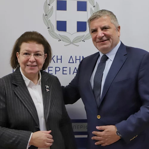 Εμβληματικά έργα πολιτισμού στην Αττική, Θεατρικό Μουσείο, χρηματοδότηση για Art Athina, Μπιενάλε και Φεστιβάλ Αθηνών