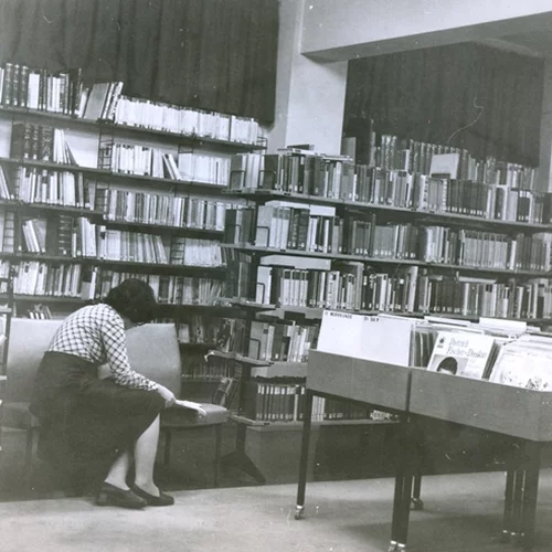 Μια εικαστική ματιά στο πλούσιο ιστορικό αρχείο του Ινστιτούτου Γκαίτε