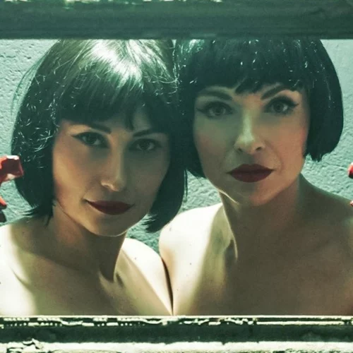 "Οι δούλες": Το αριστούργημα του Ζαν Ζενέ στο θέατρο Μικρός Κεραμεικός για έξι παραστάσεις