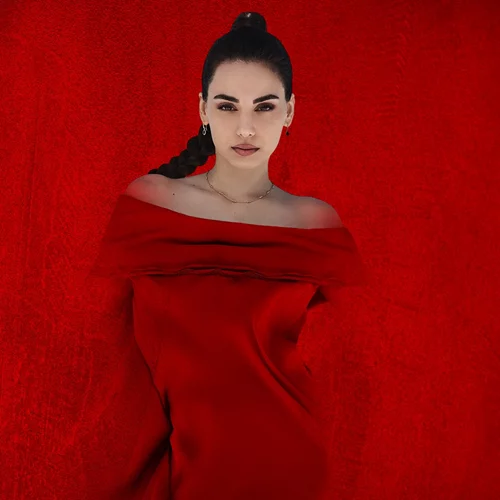 Η Σοφία Μανουσάκη γιορτάζει τον έρωτα και την αγάπη στο Θέατρο Παλλάς