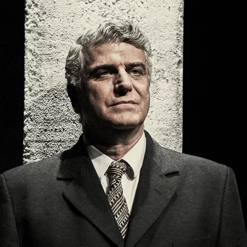 "Ο θάνατος του Εμποράκου": Μία πολύ δυνατή στιγμή του Βλαδίμηρου Κυριακίδη σε μία ωραία παράσταση από τον Γιώργο Νανούρη