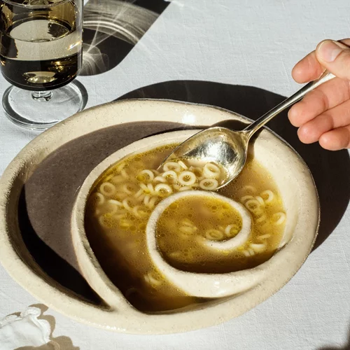 Το Cafe Society επιστρέφει στο "Mona Athens"