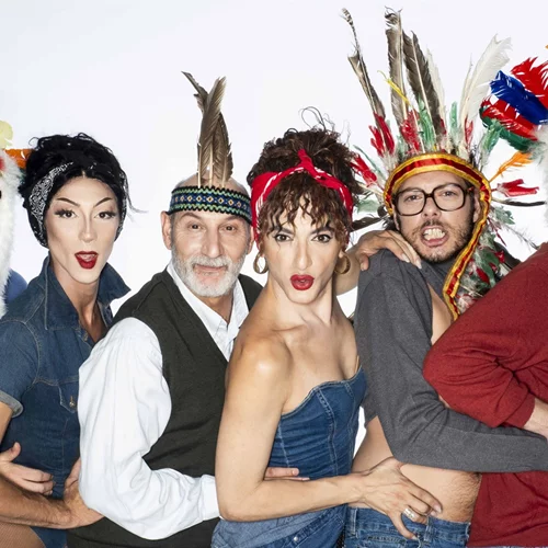 Θέατρο Μικρό Χορν: Τρεις δυνατές ιστορίες σε μία σκηνή