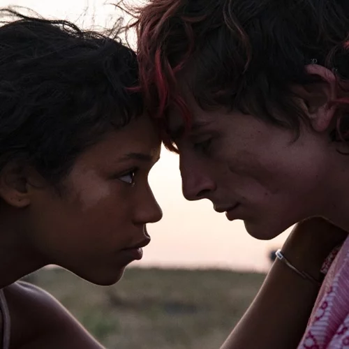 Ρίξτε μια αποκλειστική ματιά στα παρασκήνια του "Bones and All" (βίντεο)