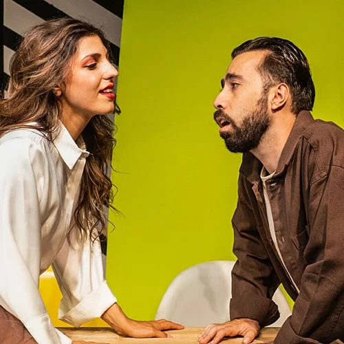 Σε νέο θέατρο συχνάζει ο "Καταπληκτικός καταθλιπτικός" του Αντώνη Καλομοιράκη