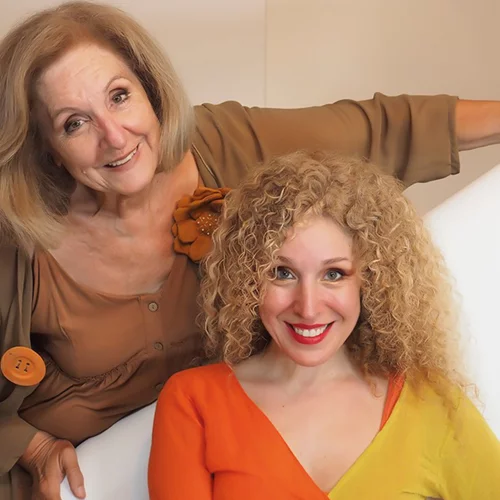 Χριστίνα Κουλουμπή - Κάρμεν Ρουγγέρη παίζουν το "Παιχνίδι της χαράς"