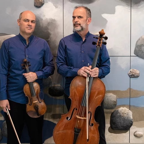 Σπάνιος διάλογος βιολιού και βιολοντσέλου στο Σπίτι του Ελύτη