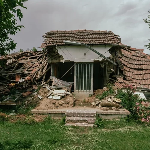 "Beyond Destruction": Πώς μπορείς να καταγράψεις μια καταστροφή όταν τα ίχνη της δεν είναι πλέον ορατά;