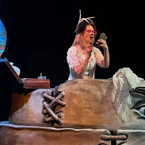 Παράταση παραστάσεων για τις "Ευτυχισμένες μέρες" του Σάμουελ Μπέκετ