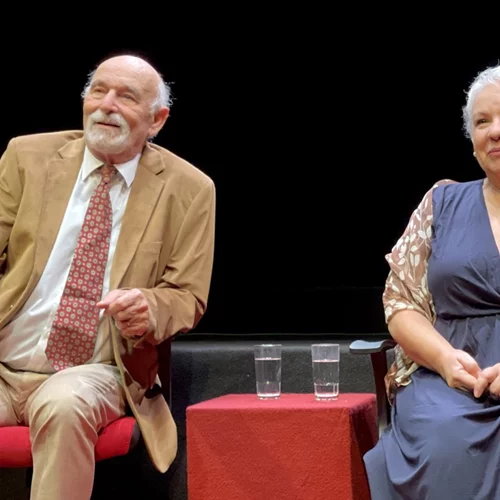 "Δυσαρμονίες": Επίκαιρο έργο που ασκεί κριτική στην κοινωνία ανεβάζει ο Αντώνης Αντωνίου