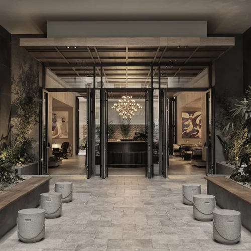 Φέτος ο Άγιος Βαλεντίνος έχει προορισμό το "MonAsty, Thessaloniki, Autograph Collection"