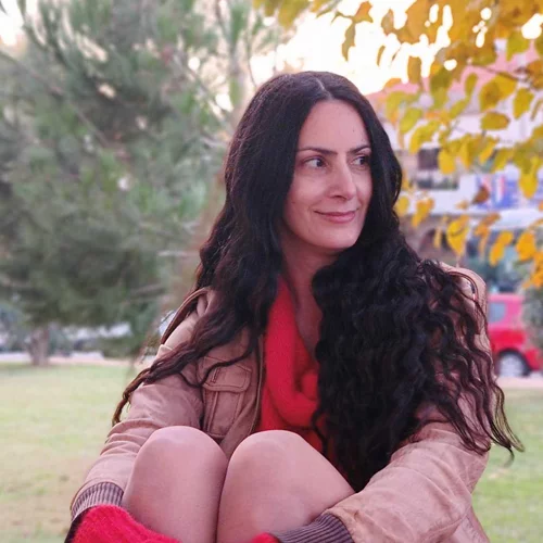 Ιόλη Ανδρεάδη: Ταξιδεύοντας με τον Αρτό σε όλο τον κόσμο