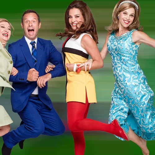 Η "Κόμισσα της φάμπρικας" με τη Ματσούκα και τον Πυρπασόπουλο – Νέες εντυπωσιακές φωτογραφίες από την παράσταση