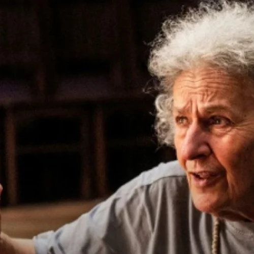 Η θρυλική Ariane Mnouchkine έρχεται στην Αθήνα