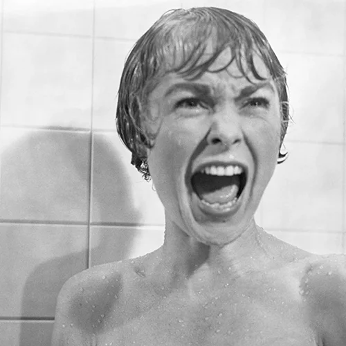 Απόψε βλέπουμε το "Ψυχώ" στο Κολωνάκι με δωρεάν είσοδο