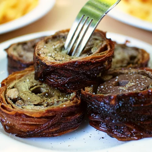 Στους πρόποδες της Πάρνηθας, θα δοκιμάσεις ρουστίκ και στιλάτη κουζίνα