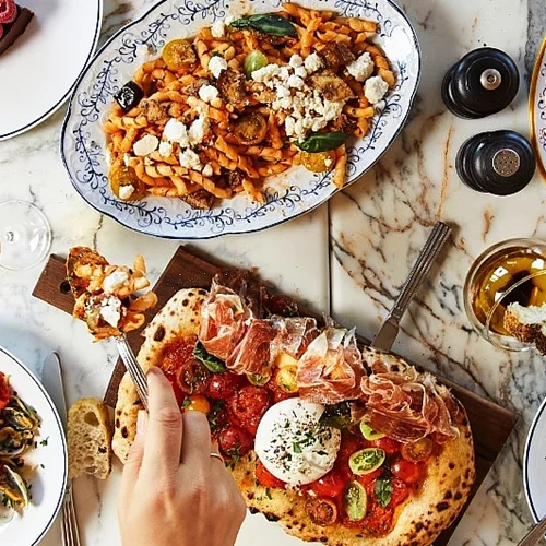 Happy New Breakfast: Τα πρωινά και τα brunch της Πρωτοχρονιάς