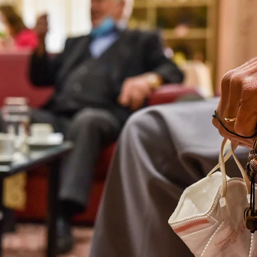 25 Λέσχες Φιλίας ανοίγουν ξανά τις πόρτες τους για το αθηναϊκό κοινό