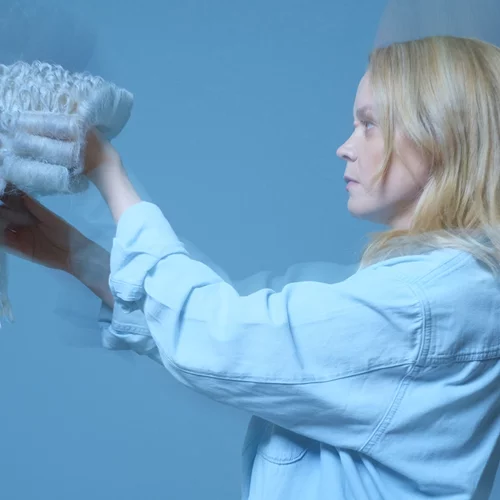 "Prima facie" με τη Λένα Παπαληγούρα: προστέθηκαν 3 νέες γιορτινές παραστάσεις