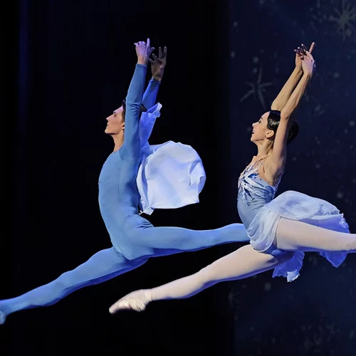 Η μπαλετική "Σταχτοπούτα" επιστρέφει στο Christmas Theater