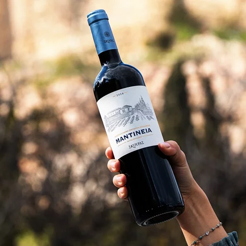 'Μαντινεία':  Νέο κρασί από το Κτήμα Σκούρα