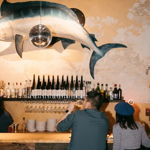 Ένα από τα πιο εμβληματικά wine bars του κόσμου έρχεται στην Αθήνα για τα δεύτερα γενέθλια του Pharaoh