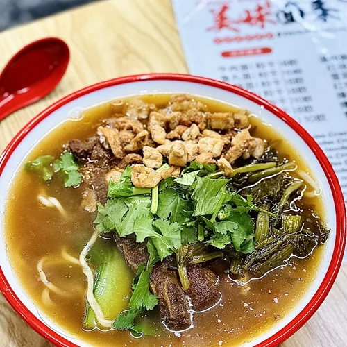 Στην Chinatown της Αθήνας υπάρχει ένα από τα πιο Bourdainικά εστιατόρια της πόλης