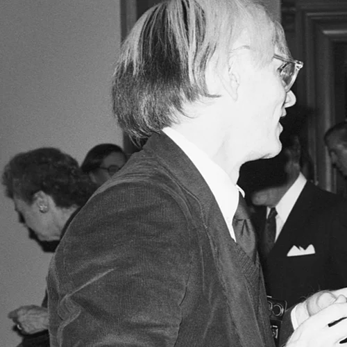 Δύο έργα του Άντι Γουόρχολ κλάπηκαν από γκαλερί στην Ολλανδία