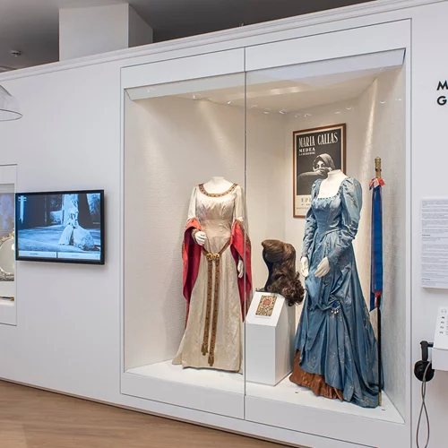 Το Μουσείο Μαρία Κάλλας εκθέτει εμβληματικά κοστούμια από τη Σκάλα του Μιλάνου