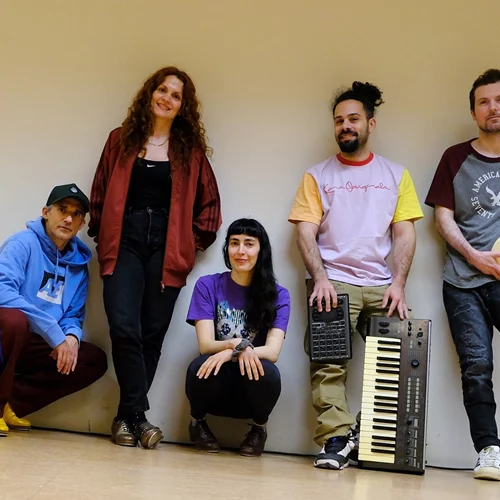 Tap Dance performance με κλακέτες και μουσική