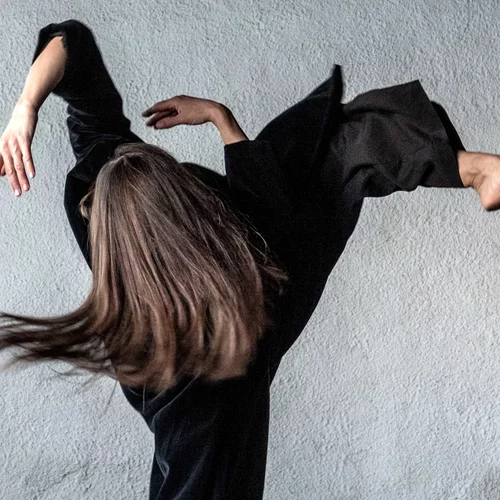 "Ον": Μια performance για το κενό και την ύπαρξη